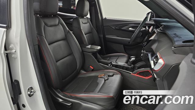Chevrolet Korea Trailblazer 2022 — photo 16