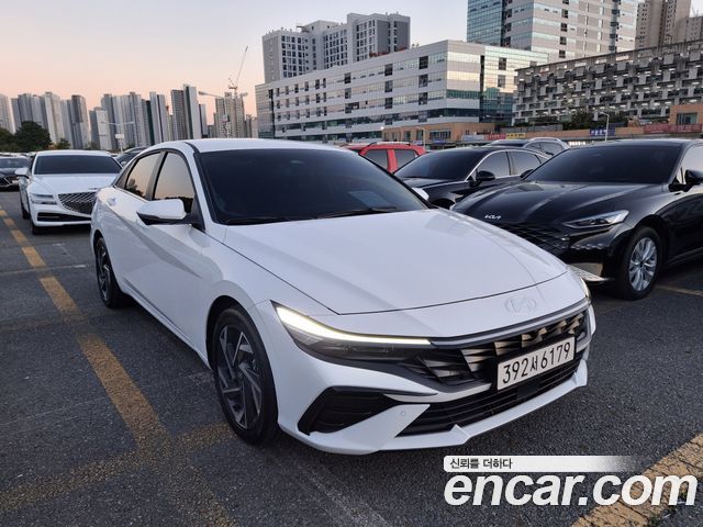Hyundai AVANTE 2026 — photo 2