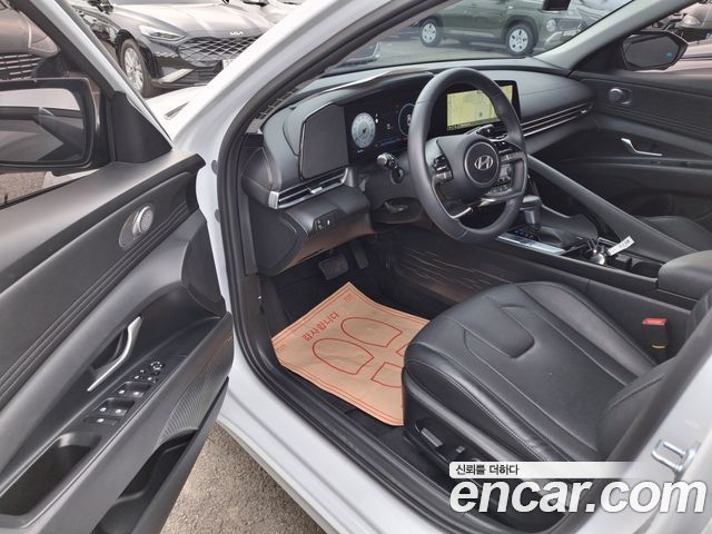 Hyundai AVANTE 2026 — photo 18
