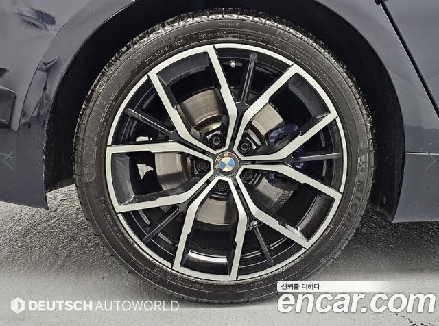 BMW 5-Series 2022 — photo 5