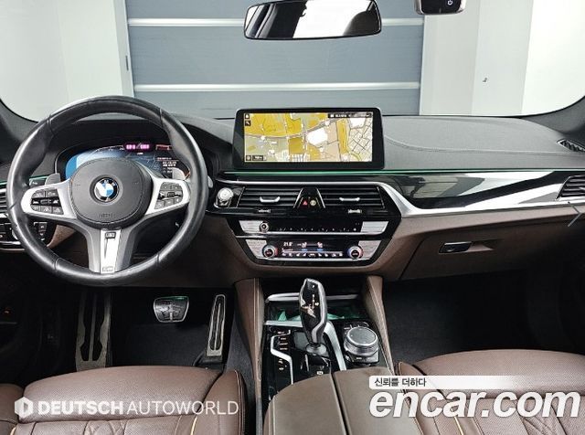BMW 5-Series 2022 — photo 7