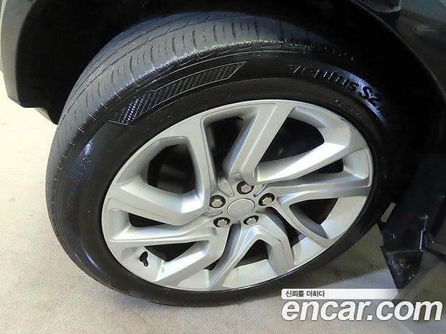 Land Rover Discovery 2011 — photo 20