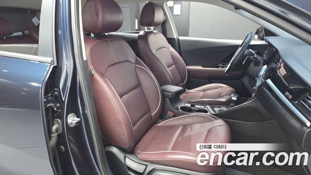 Kia Niro 2020 — photo 16