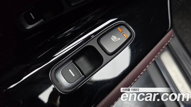 Kia Niro 2020 — photo 28
