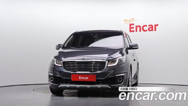 Kia Canival 2015 — photo 3