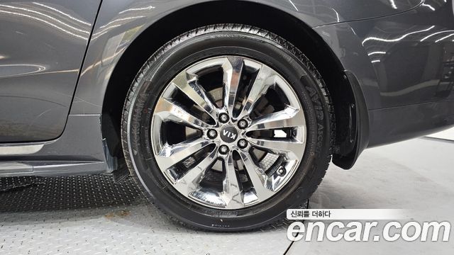 Kia Canival 2015 — photo 7