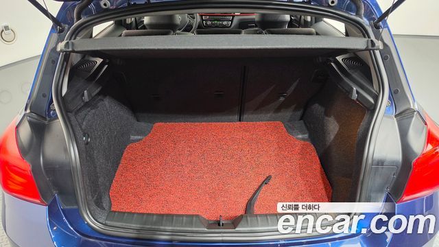 BMW 1-Series 2018 — photo 22