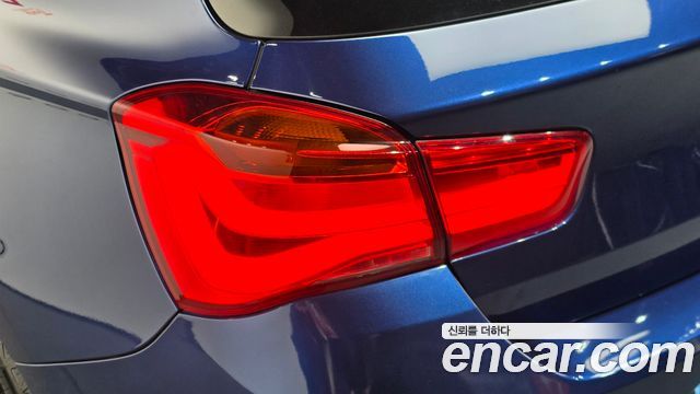 BMW 1-Series 2018 — photo 9