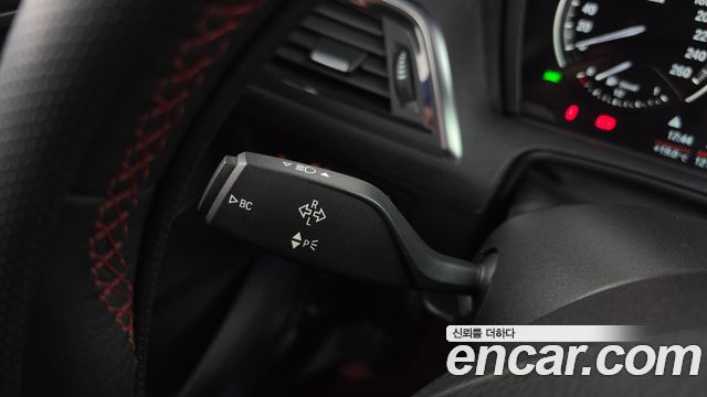BMW 1-Series 2018 — photo 29