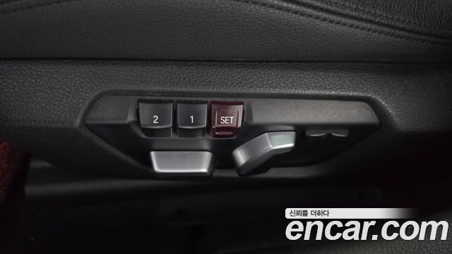 BMW 1-Series 2018 — photo 31