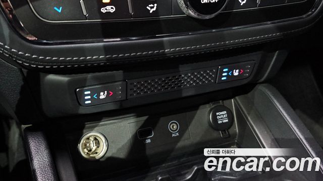KG Mobility Rexton 2019 — photo 23