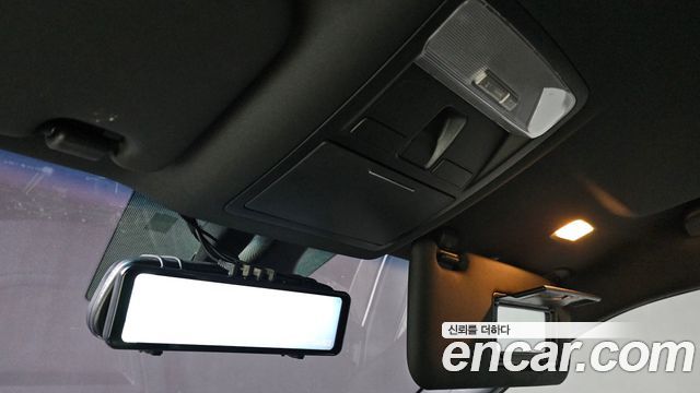 KG Mobility Rexton 2019 — photo 27