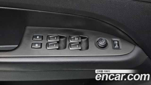KG Mobility Rexton 2019 — photo 29