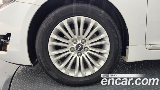 Kia K7 2013 — photo 5