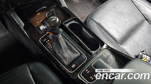Kia K7 2013 — photo 12