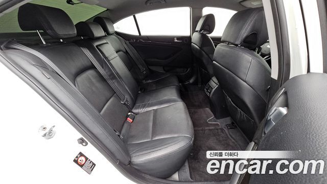 Kia K7 2013 — photo 18