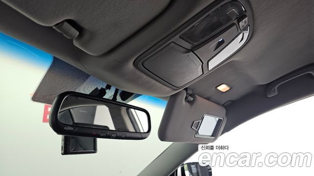 Kia K7 2013 — photo 28