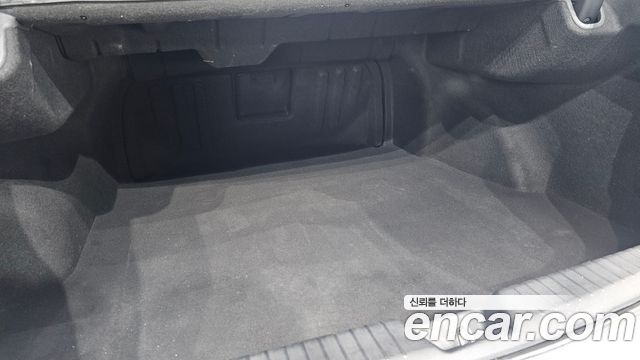Kia K7 2013 — photo 29