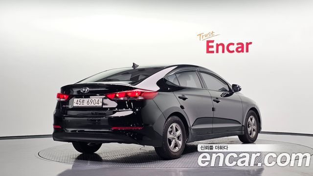 Hyundai AVANTE 2018 — photo 2