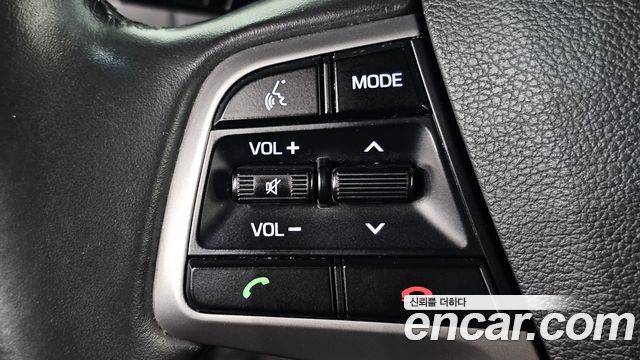Hyundai AVANTE 2018 — photo 22