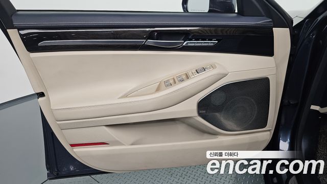 Genesis EQ900 2016 — photo 14