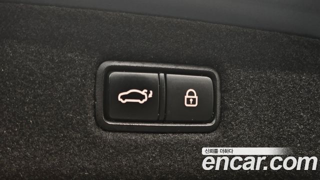 Genesis EQ900 2016 — photo 36