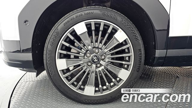 Hyundai Santafe 2025 — photo 5