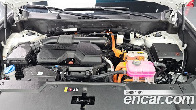 Hyundai Santafe 2025 — photo 6