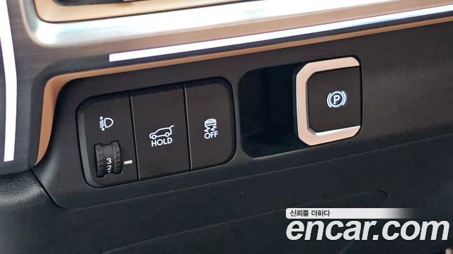 Hyundai Santafe 2025 — photo 19