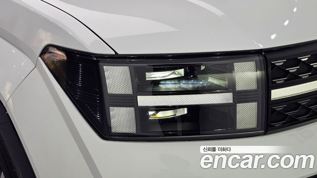 Hyundai Santafe 2025 — photo 8