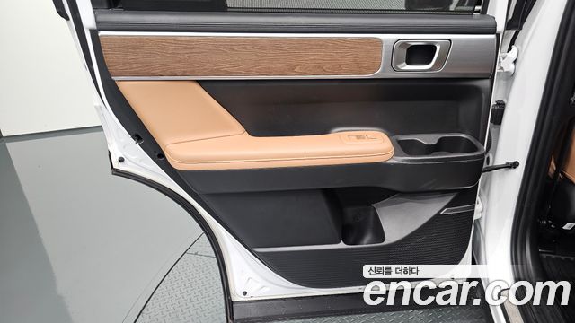 Hyundai Santafe 2025 — photo 15