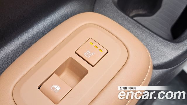 Hyundai Santafe 2025 — photo 35