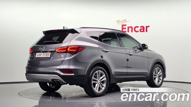 Hyundai Santafe 2016 — photo 2
