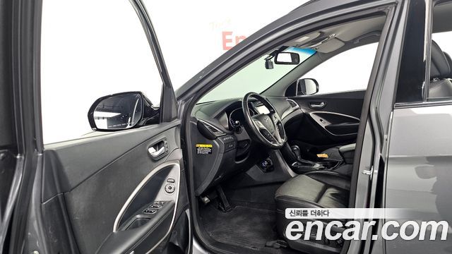 Hyundai Santafe 2016 — photo 13
