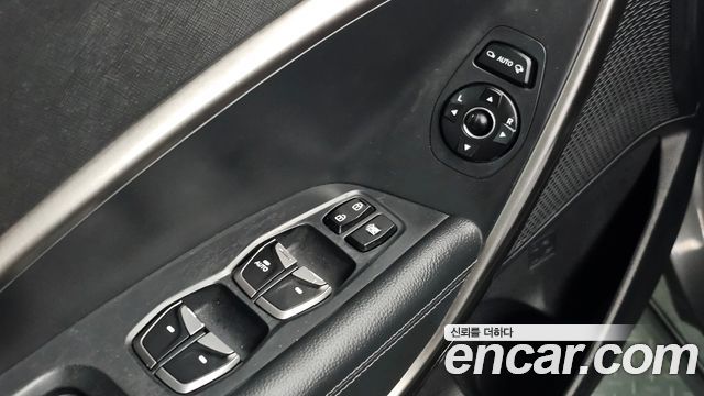 Hyundai Santafe 2016 — photo 19