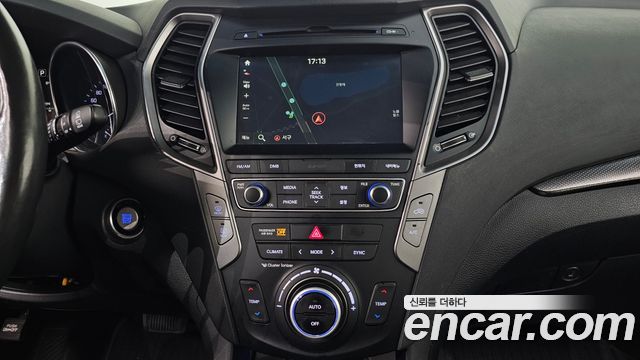 Hyundai Santafe 2016 — photo 25