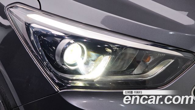 Hyundai Santafe 2016 — photo 8