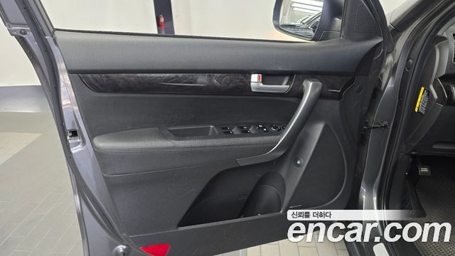 Kia Sorento 2013 — photo 14
