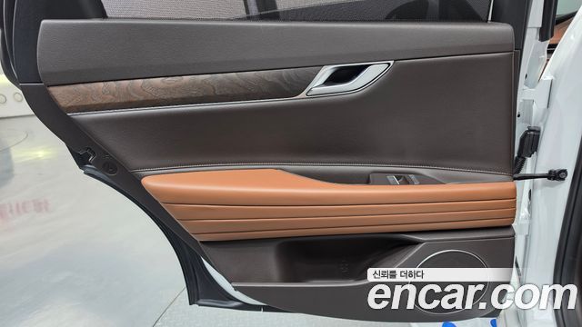 Genesis G80 2021 — photo 15