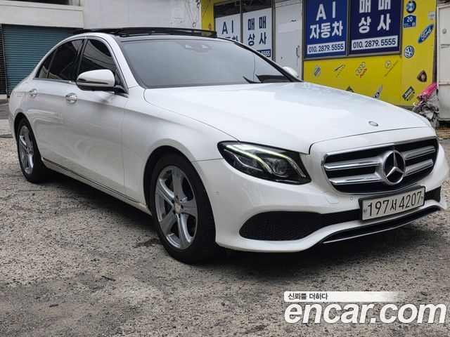 Mercedes-Benz E-Class 2017 — photo 3