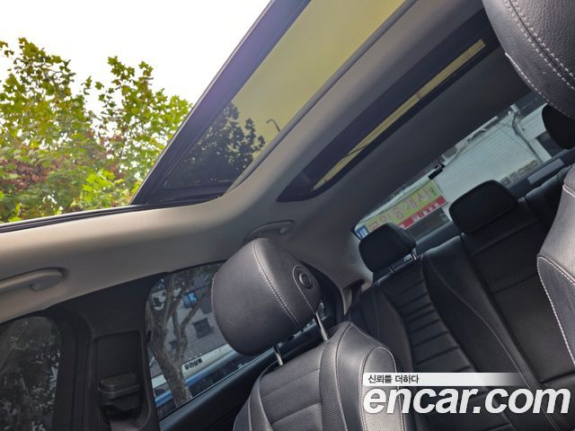Mercedes-Benz E-Class 2017 — photo 15