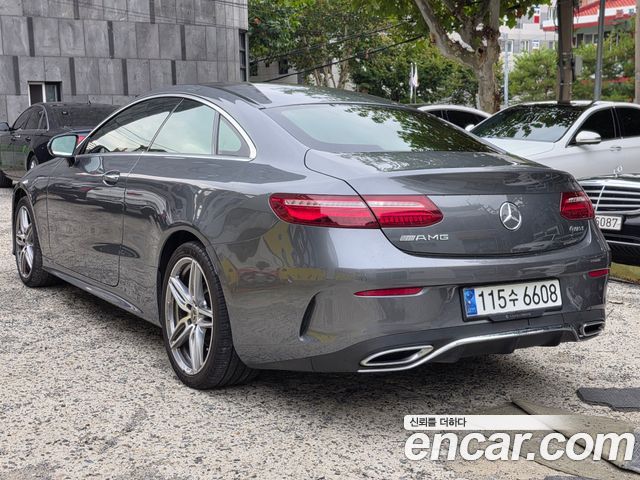 Mercedes-Benz E-Class 2017 — photo 4
