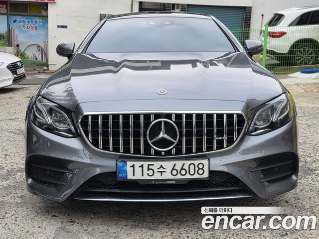 Mercedes-Benz E-Class 2017 — photo 5
