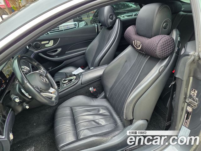 Mercedes-Benz E-Class 2017 — photo 8