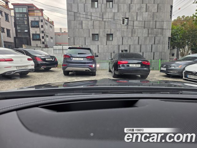 Mercedes-Benz E-Class 2017 — photo 15