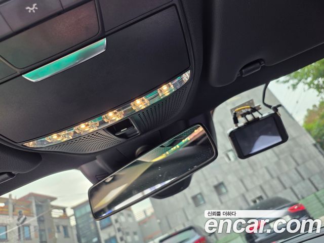Mercedes-Benz E-Class 2017 — photo 17
