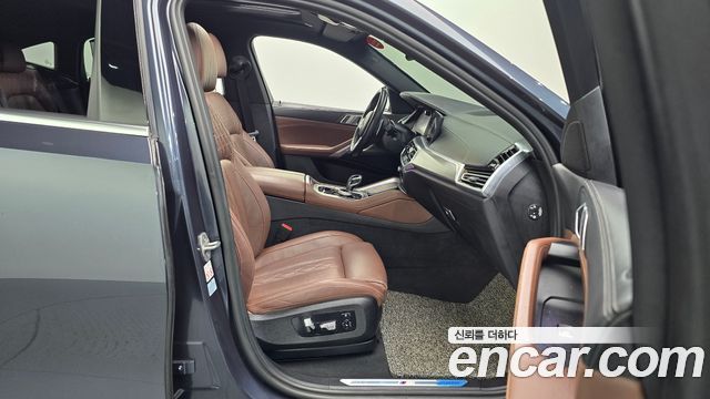 BMW X6 2022 — photo 17