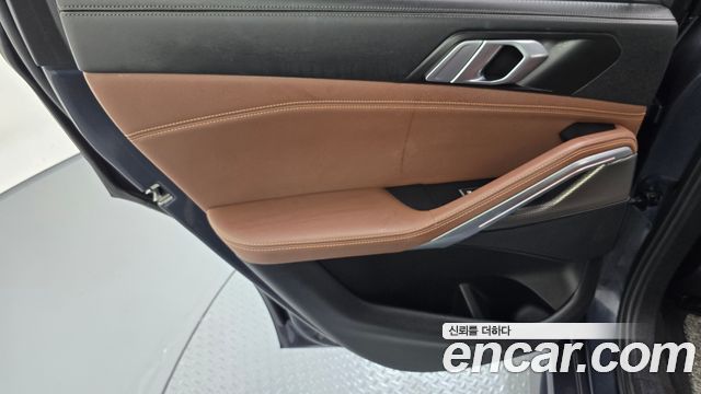 BMW X6 2022 — photo 15