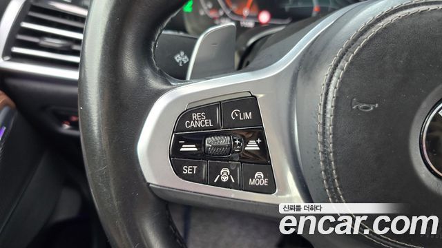 BMW X6 2022 — photo 28