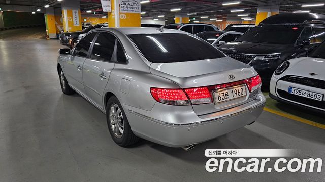 Hyundai Grandeur 2009 — photo 4